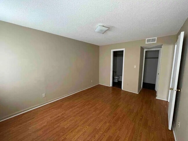 Foto del edificio - Royal Ridge