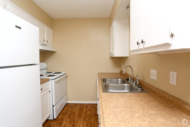 Interior Photo - The Villas at Stonelake