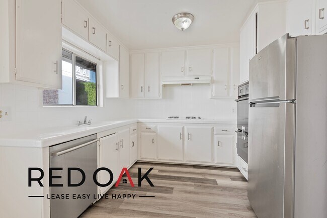 Foto del edificio - ~1 Month FREE~ Wonderful Two Bedroom Apart...