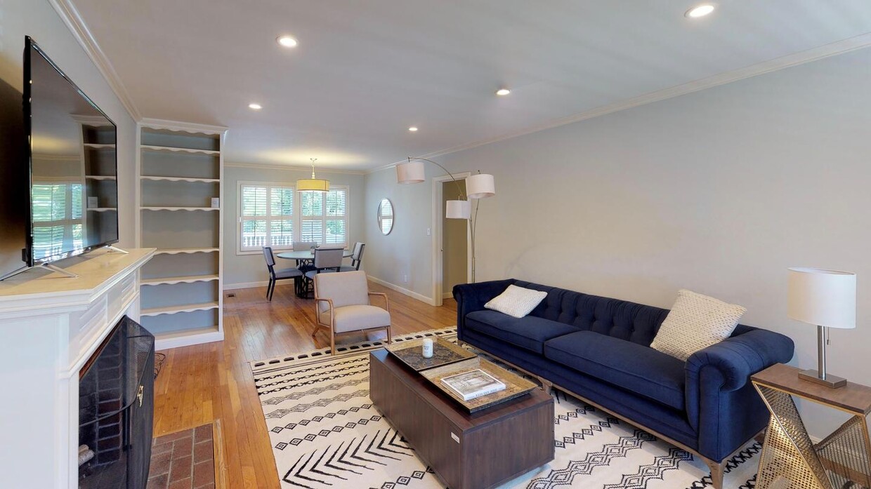 Photo - Room in 4 Bedroom Home at 3023 Beverly St