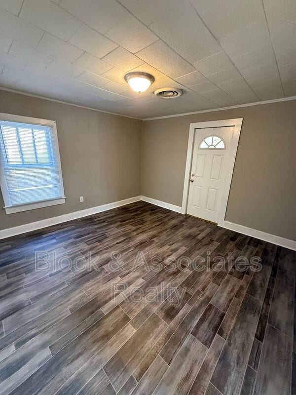 Building Photo - 210 Chaney Rd