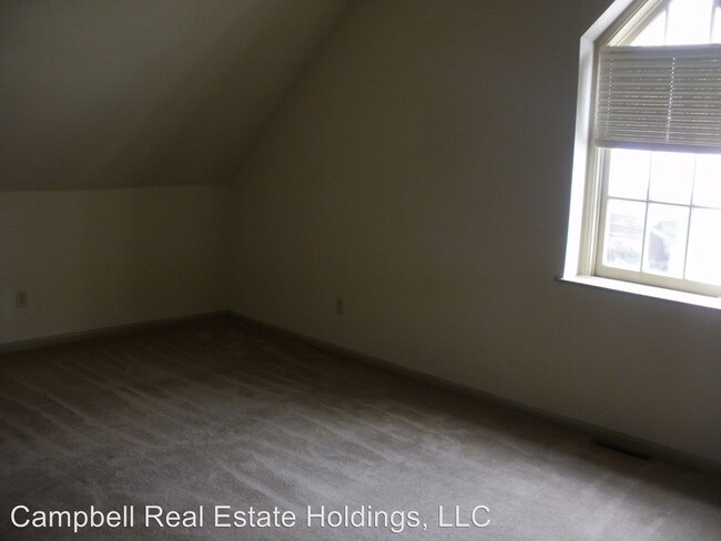 Building Photo - 241 E Market St