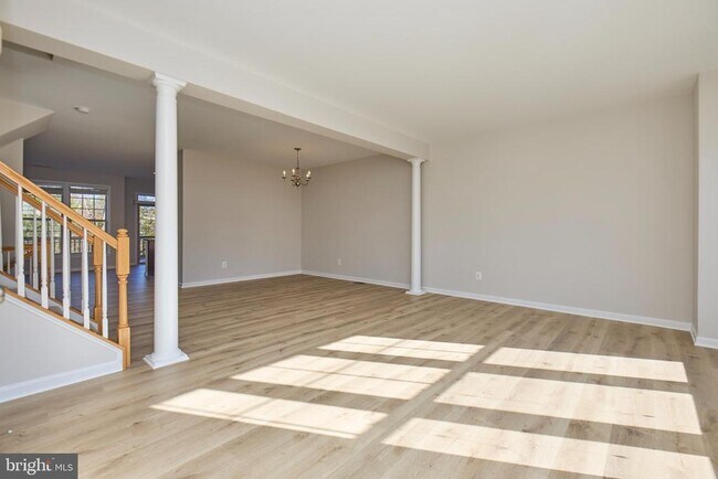 Building Photo - 42612 Galbraith Square