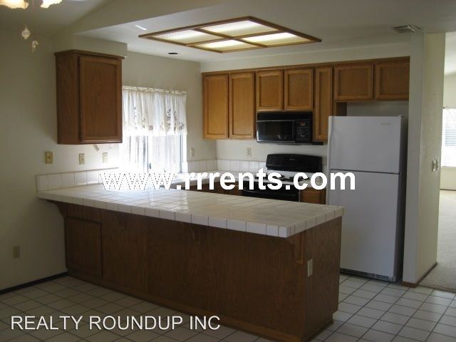 Foto del edificio - 6403 Shasta Creek Way