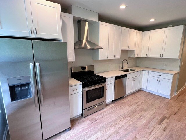 Building Photo - 5723 W Irving Park Rd