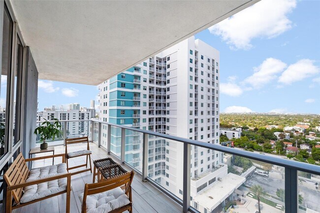 Foto del edificio - 1010 SW 2nd Ave