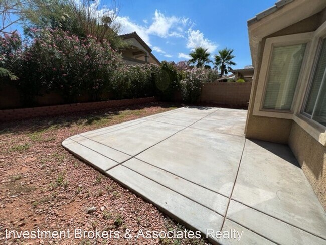 Foto del edificio - 4 br, 2.5 bath House - 137 Water Hazard Lane