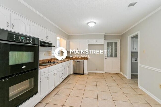 Foto del edificio - 4 Bedroom Pet-Friendly Home in MEMPHIS, TN with Main Street Renewal