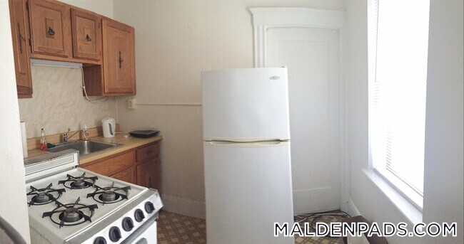 Foto del edificio - 349 Pleasant St