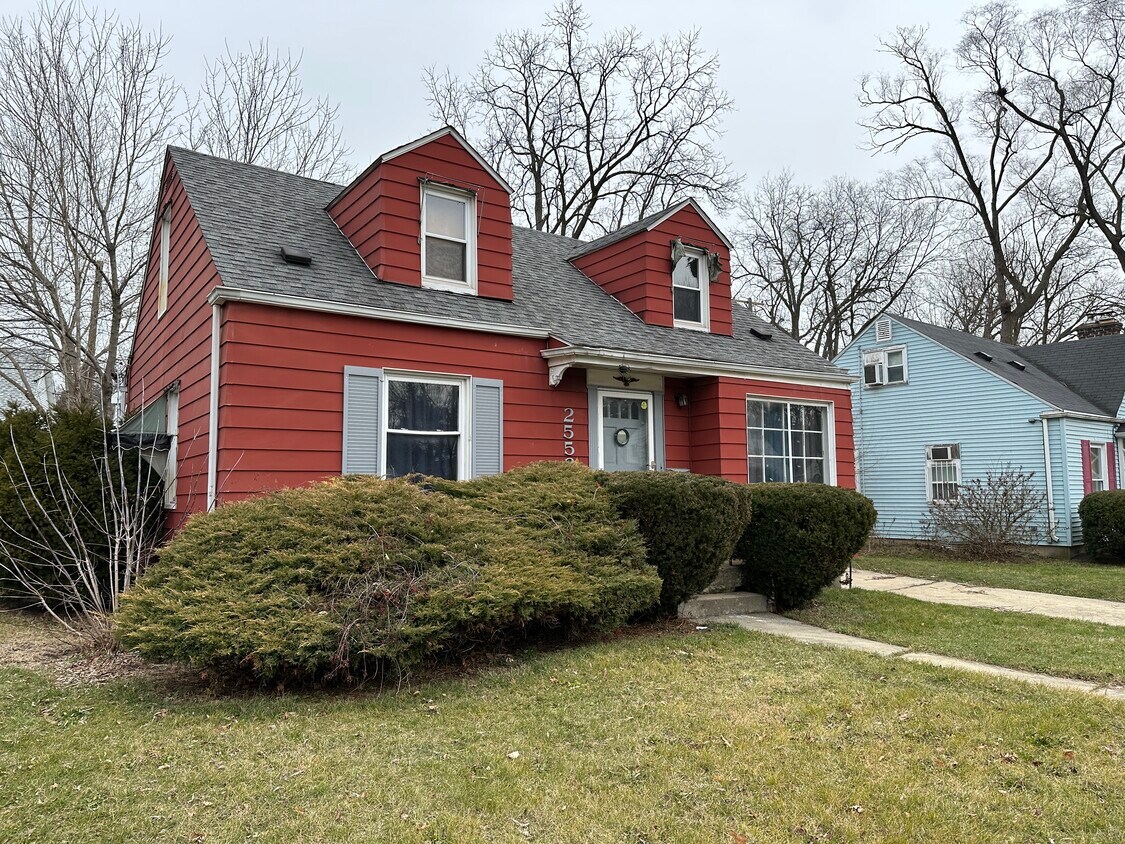 Primary Photo - 2552 Thomas St