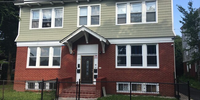Photo - Union Ave Apartment