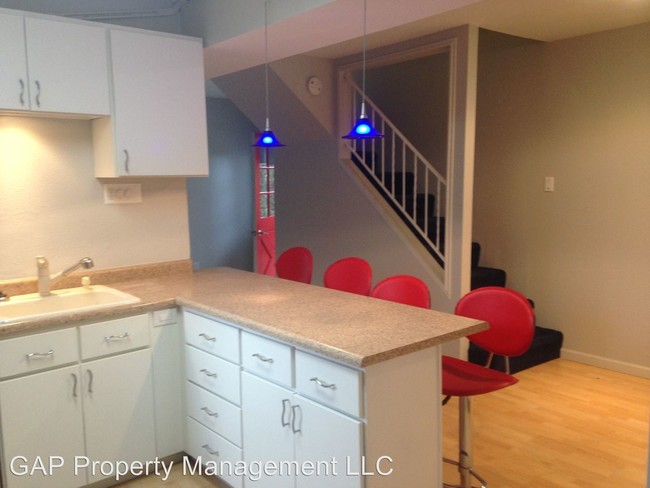 Building Photo - 238 N Tomahawk Island Dr