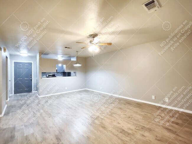 Building Photo - 538 Dukeway Dr B