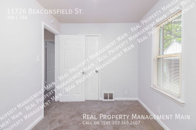 Building Photo - 3 Bed on Beaconsfield