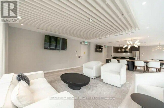 Photo du bâtiment - 181 Sheppard Ave E