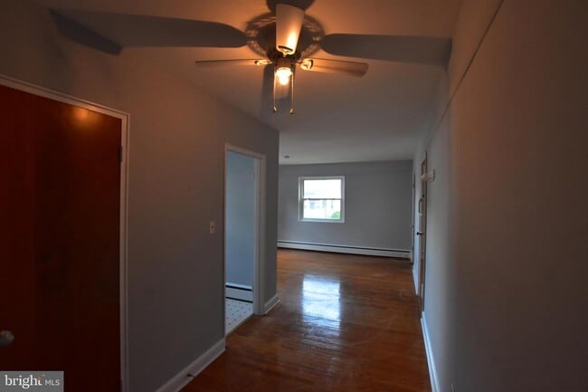 Building Photo - 335 Talbott Ave
