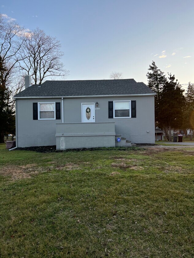 1080 Chews Landing Rd, Laurel Springs, NJ 08021 House for Rent in