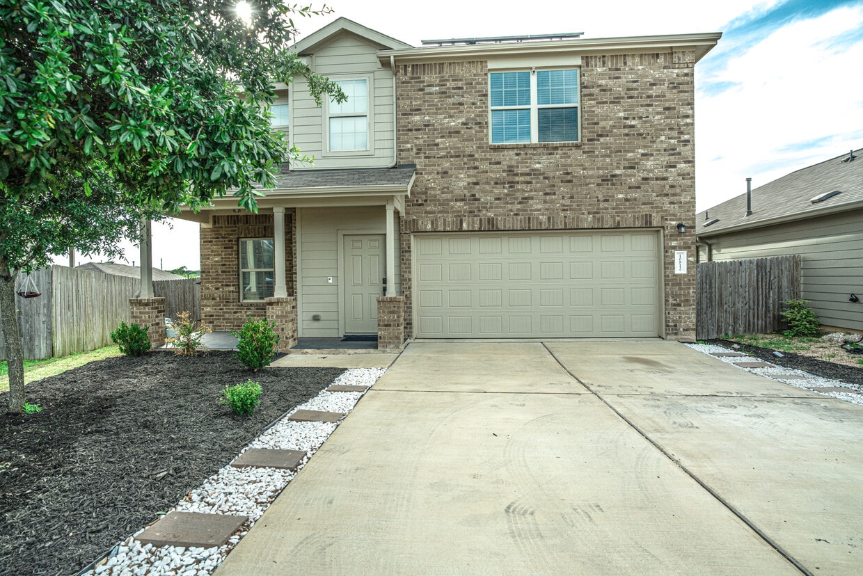 10812 Deer Chase Trl, Austin, TX 78747 House for Rent in Austin, TX