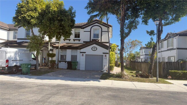 Foto del edificio - 7633 NW 114th Path