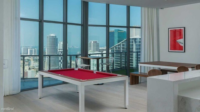 Foto del edificio - 2 br, 2 bath  - 87 SW 8th St # 4601 4601