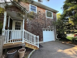 Building Photo - 22 William Penn Dr