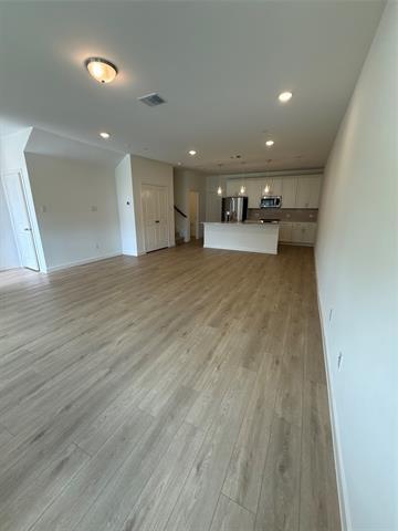 Building Photo - 7625 Dakota Dr