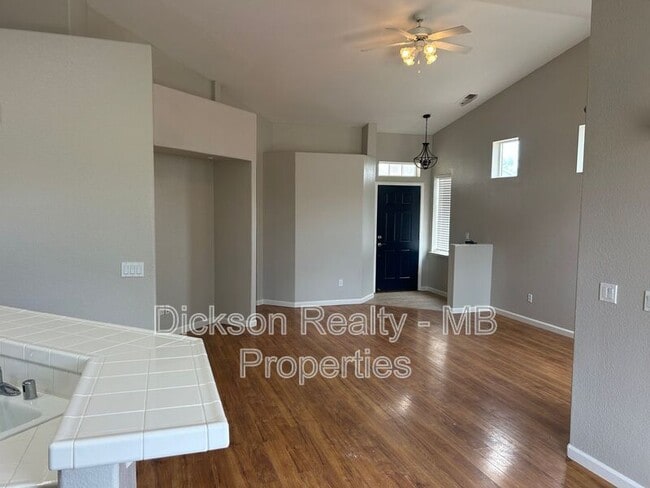 Building Photo - 191 Desert Springs Ln