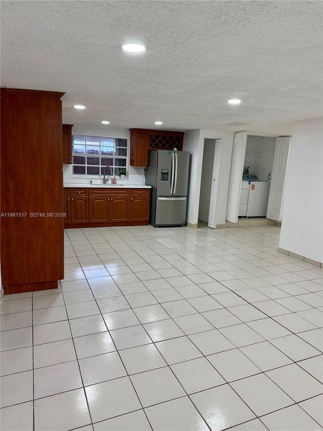 Foto del edificio - 5900 W 21st Ct