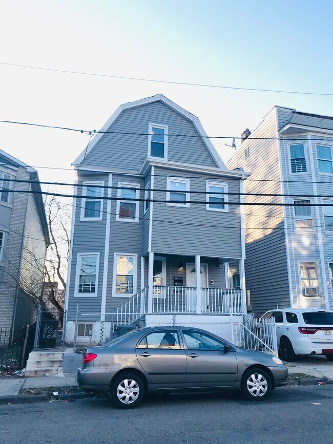 Foto del edificio - 13 22nd St
