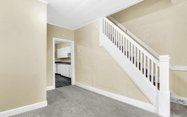 Foto del edificio - Bright 4 Bedroom, 1.5 Bath Home in Enola Pa!