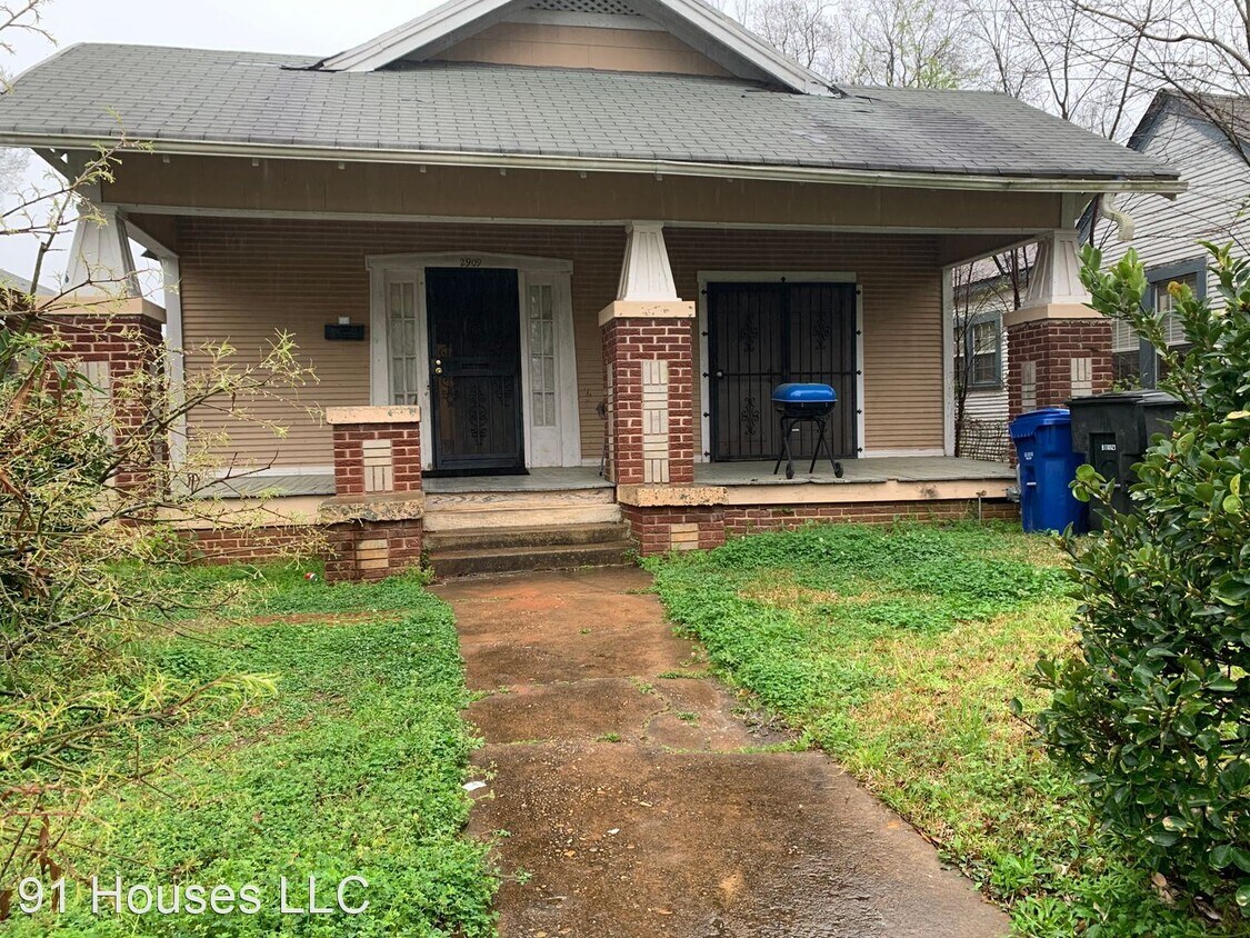 Primary Photo - 3 br, 1 bath House - 2909 Boss