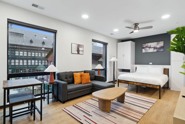 Building Photo - 423 E Michigan St