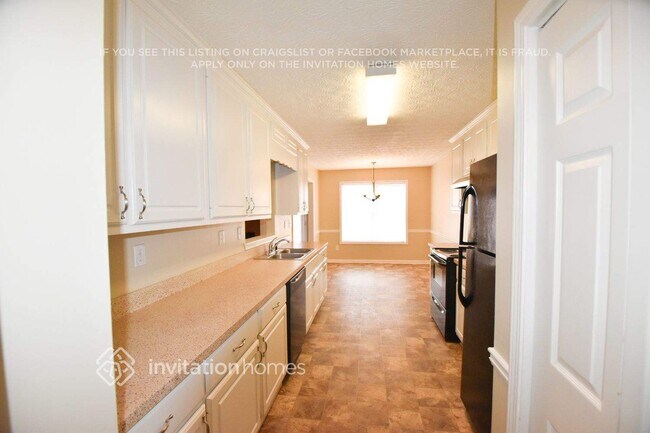 Foto del edificio - 770 Freeman Dr