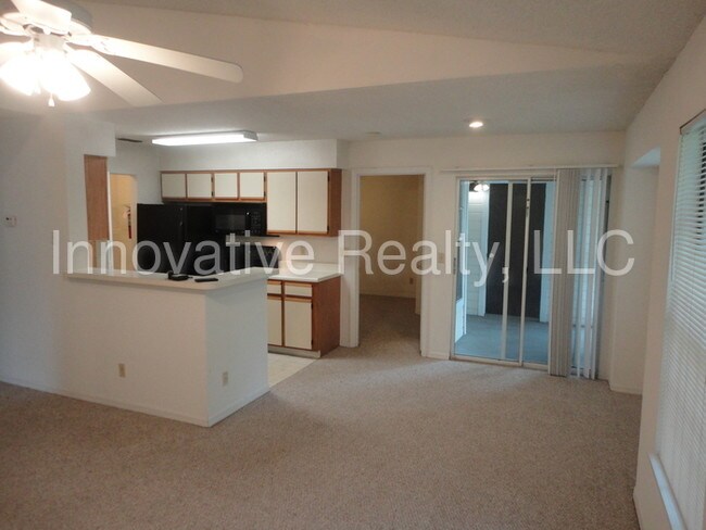 Building Photo - 1087 S Hiawassee Rd