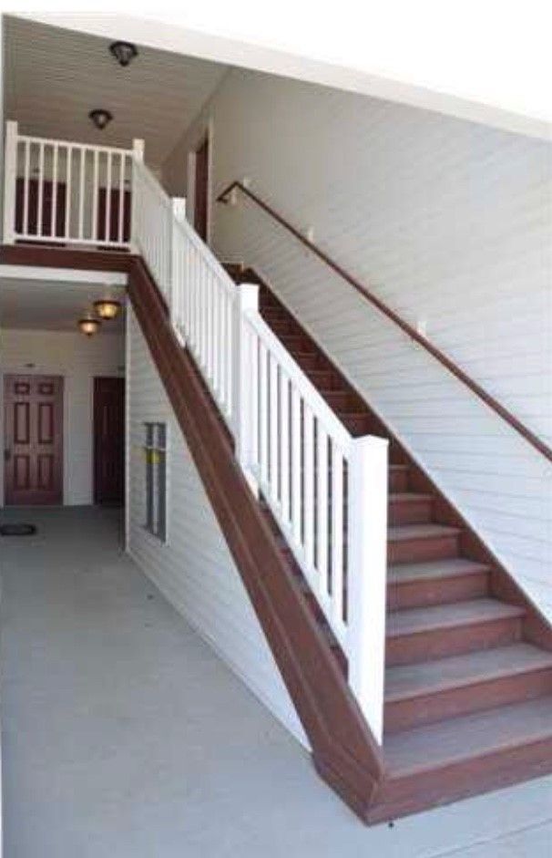 Building Photo - 12500 Townepark Way 201