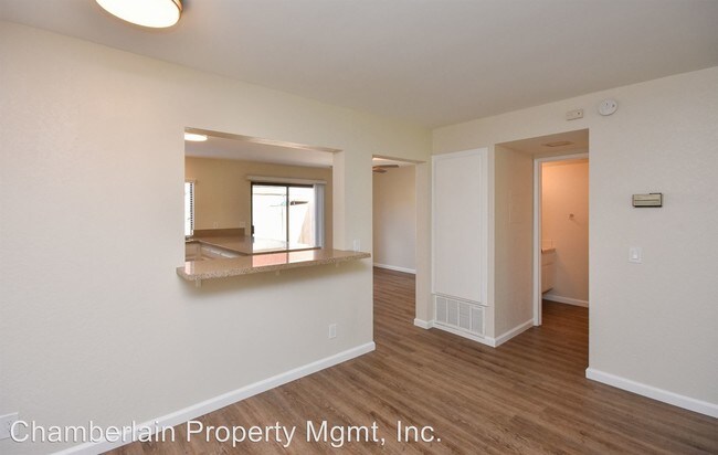 Building Photo - 3115 Avenida de Anita