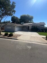 Building Photo - 30407 Treeview St