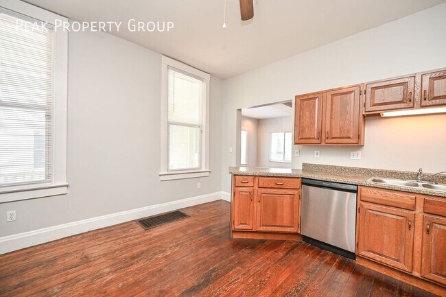 Photo - 411 Ada St Apartment