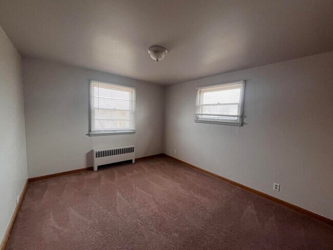 Foto del edificio - 4934 W Forest Home Ave