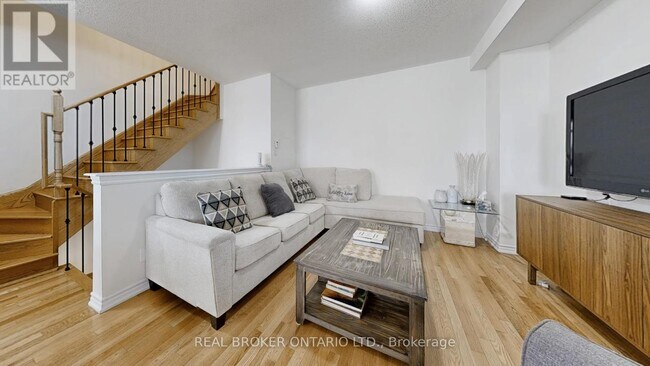 Building Photo - 17 Blackpool Ln