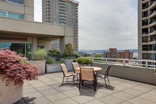 Foto del edificio - 0 bedroom in Seattle WA 98121