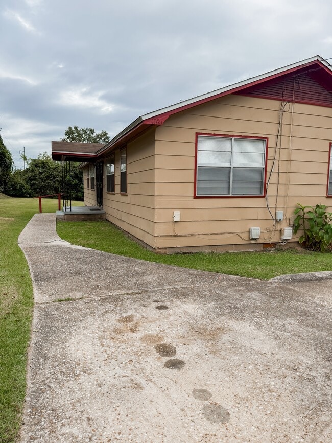 Photo - 1021 Griffin St Townhome