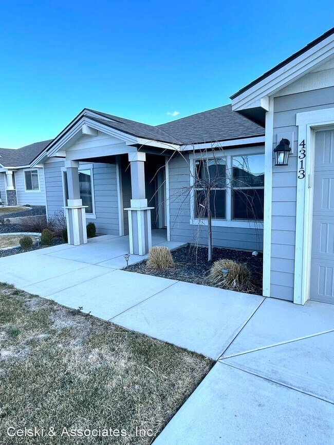 Building Photo - 4 br, 2 bath House - 4313 Chilcotin Ln
