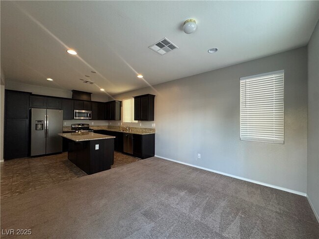 Foto del edificio - 5117 Fiery Sky Ridge St