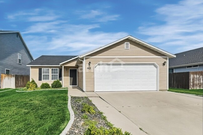 Building Photo - 40 N Amanda Dr