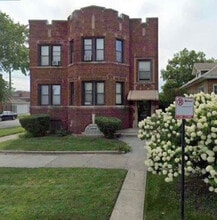 Building Photo - 8356 S Paulina St