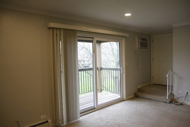Foto del edificio - 825 S Dwyer Ave