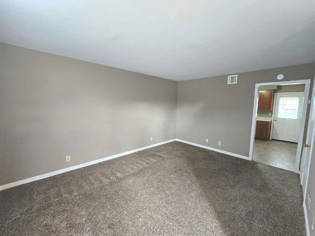 Building Photo - 291 Northridge Dr