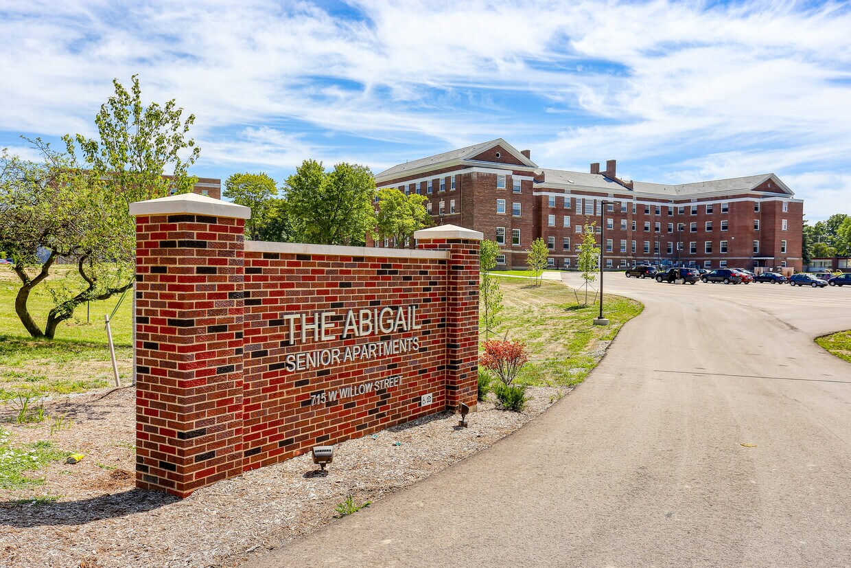 The Abigail Senior Apartments Apartments in Lansing, MI