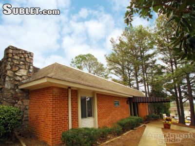 Building Photo - 1800 Arboretum Cir